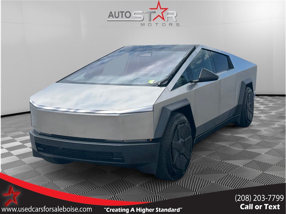 Used 2024 Tesla Cybertruck AWD Crew Cab image 1