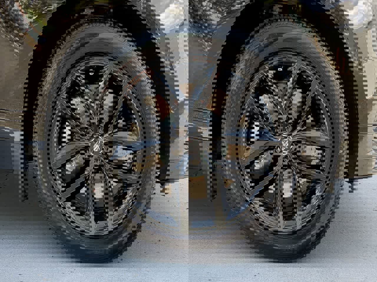 New 2026 Land Rover Range Rover Velar Dynamic SE image 14