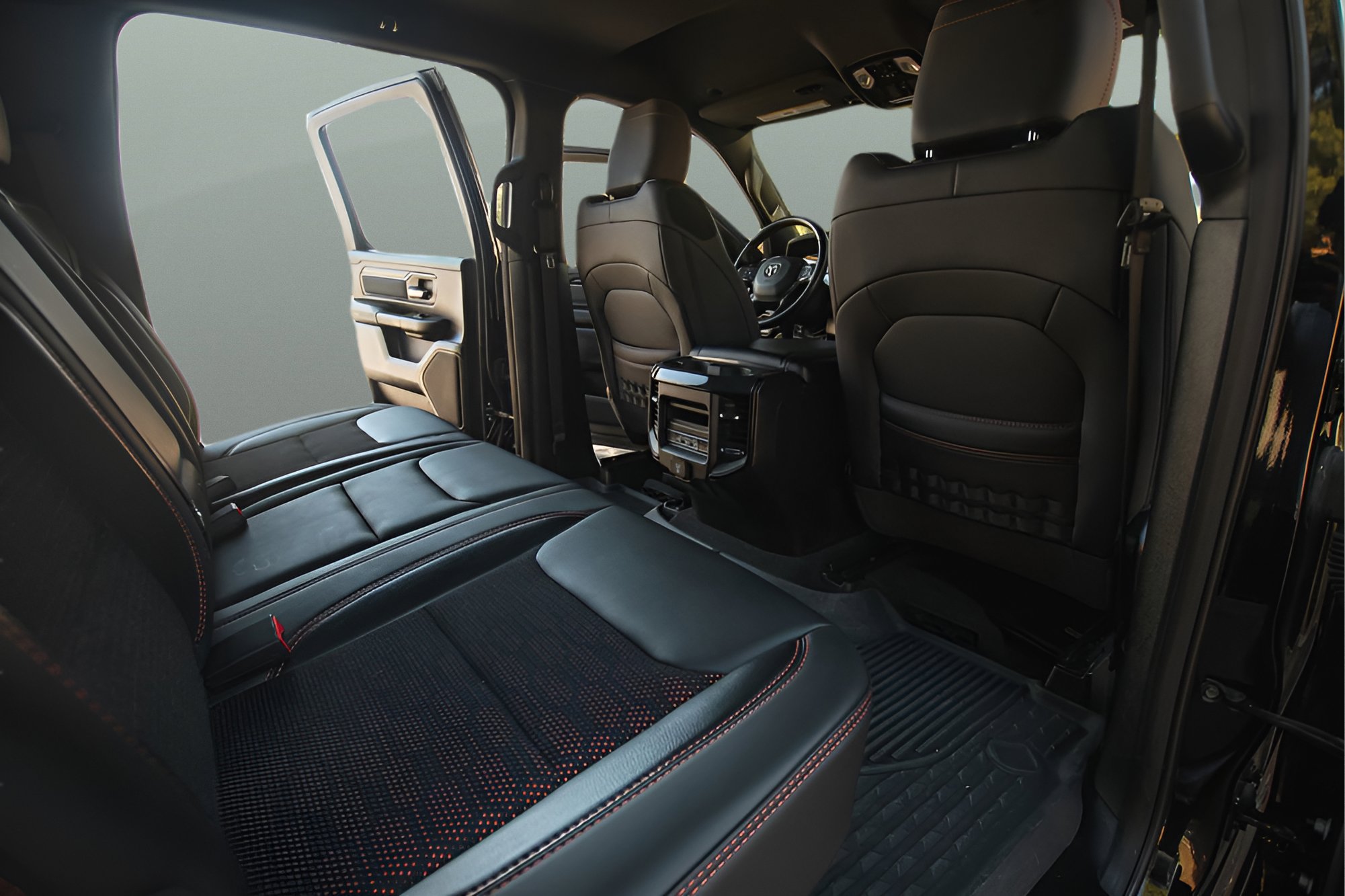 Used 2022 RAM 1500 Big Horn w/ Built-to-serve Edition image 23