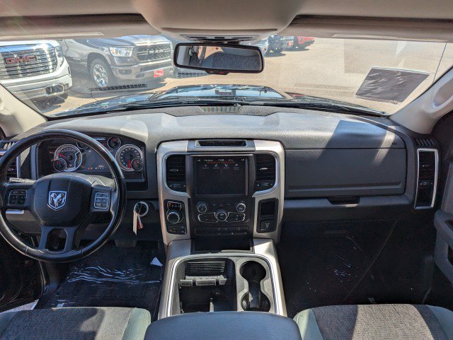 Used 2020 RAM 1500 Classic SLT w/ Luxury Group AWD/4WD image 21