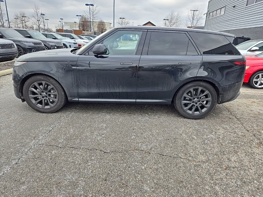 Certified 2025 Land Rover Range Rover Sport S image 8