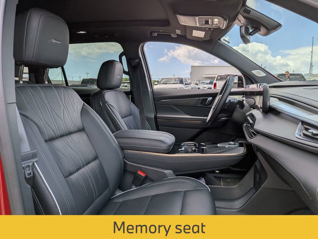 Used 2025 Buick Enclave Avenir w/ Trailering Package, 5000 lbs. AWD/4WD image 27