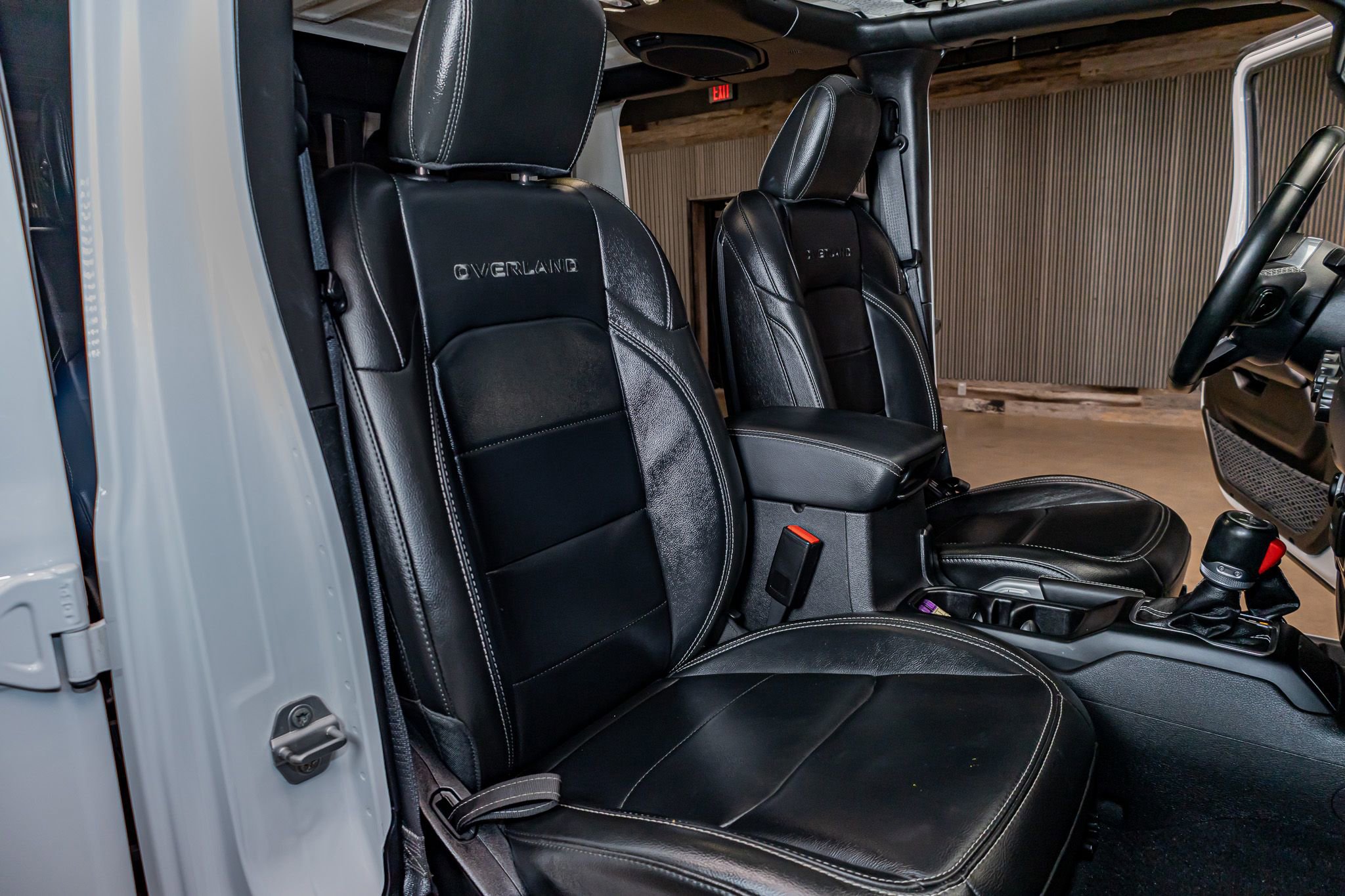 Used 2022 Jeep Gladiator Overland w/ Popular Equipment Package image 30