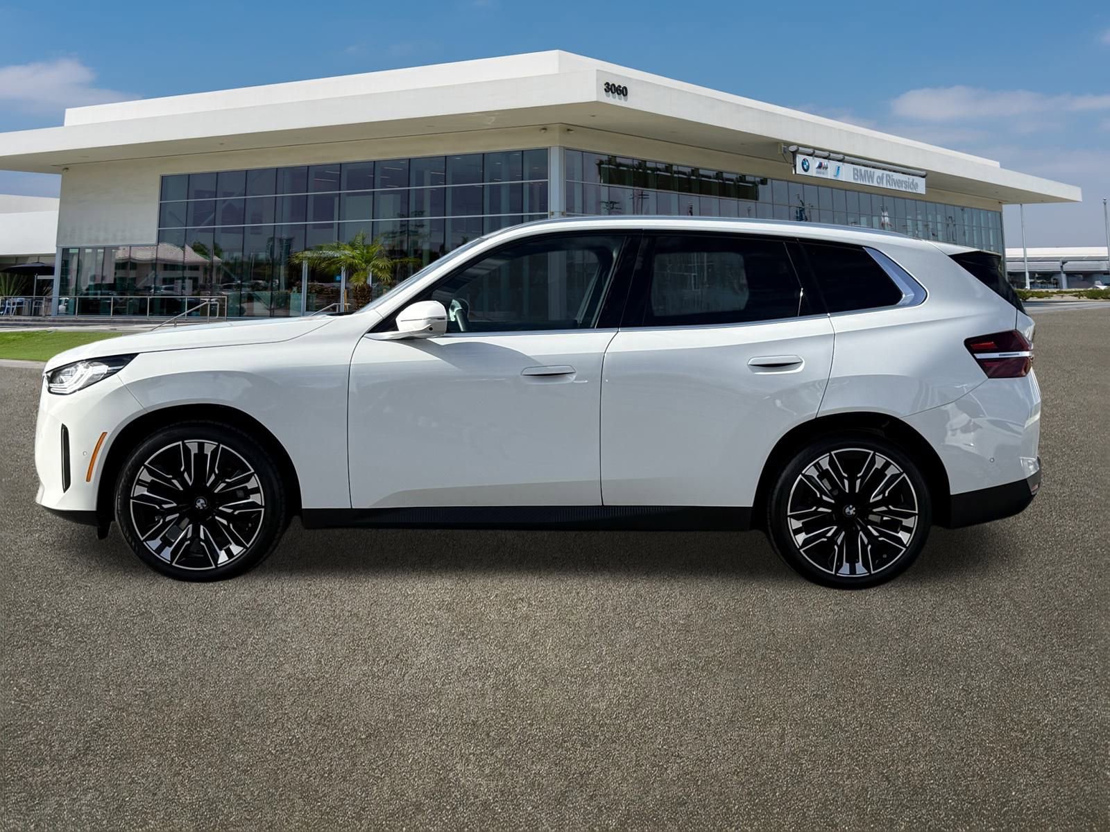 Used 2025 BMW X3 xDrive30i w/ Premium Package image 6