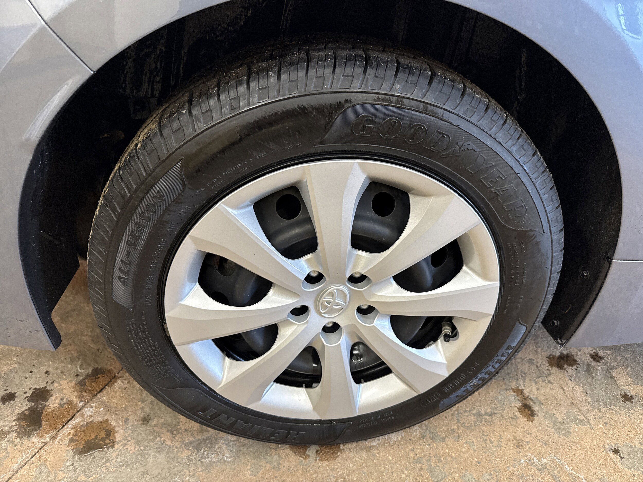 Used 2022 Toyota Corolla LE FWD image 10