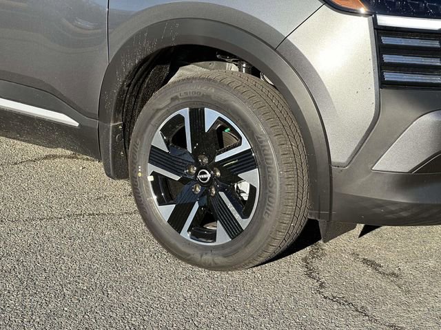New 2026 Nissan Kicks SV w/ SV Premium Package image 7