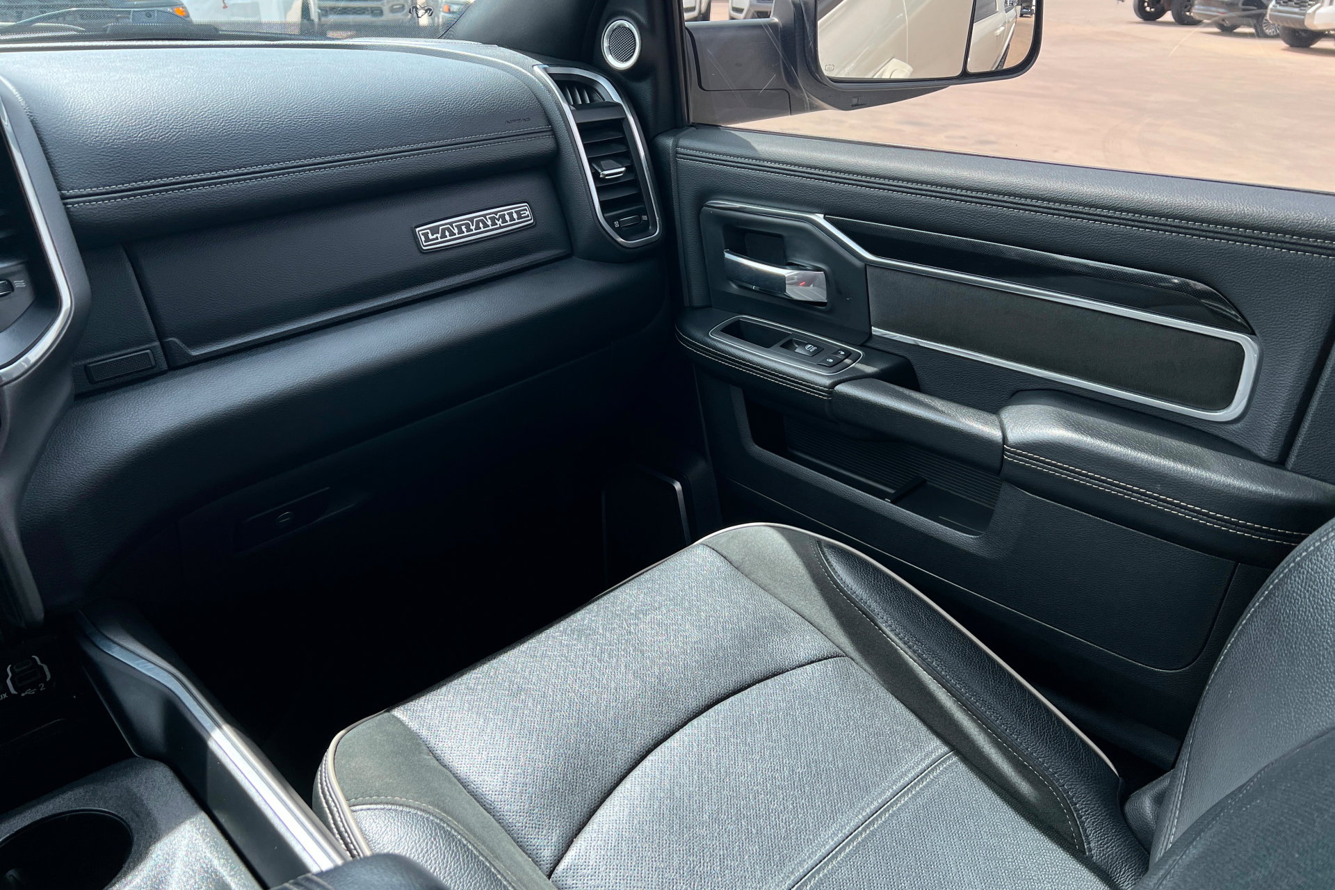 Used 2022 RAM 2500 Laramie AWD/4WD image 10