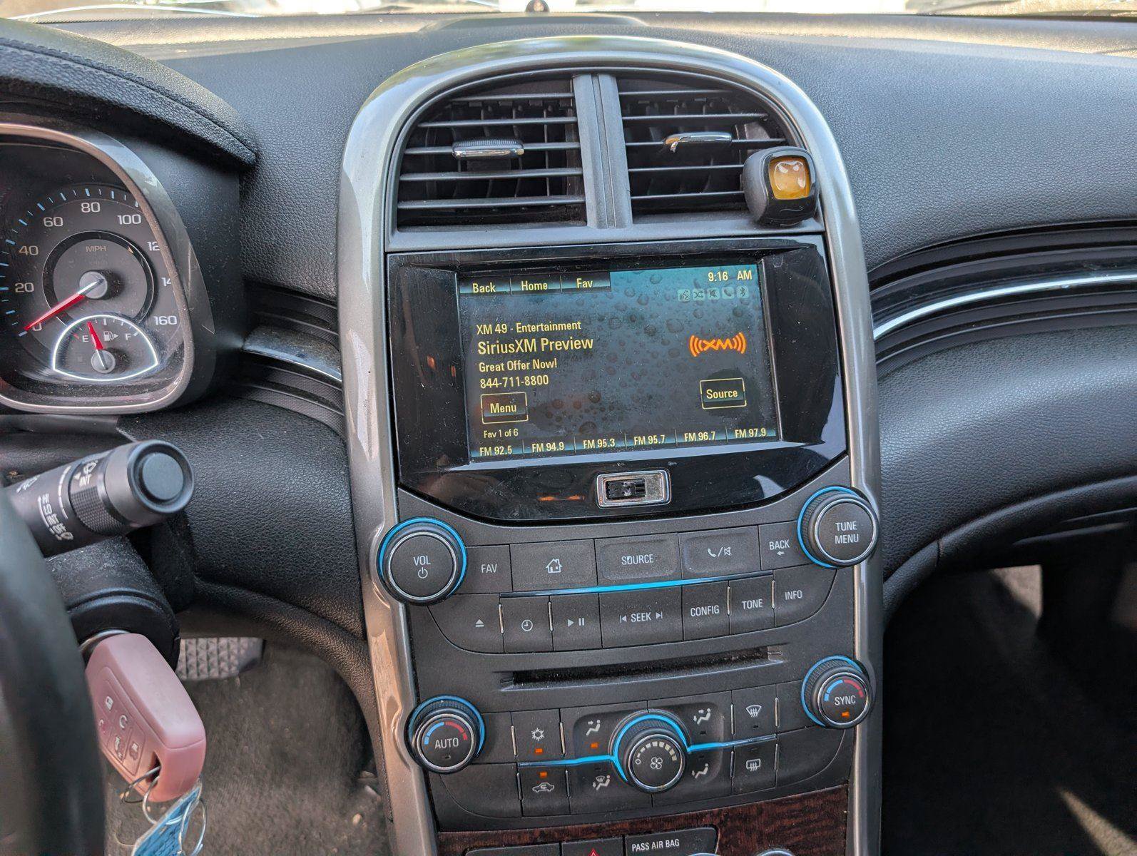 Used 2013 Chevrolet Malibu LT FWD image 16
