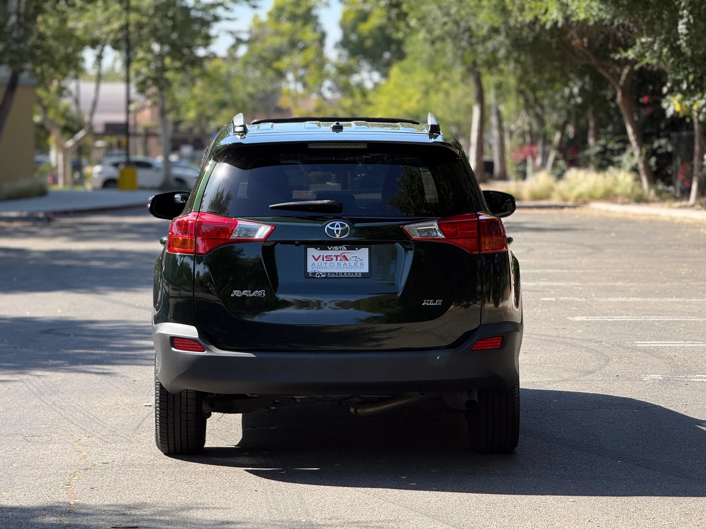 Used 2013 Toyota RAV4 XLE FWD image 4