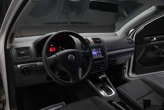 Used 2008 Volkswagen Rabbit S image 18