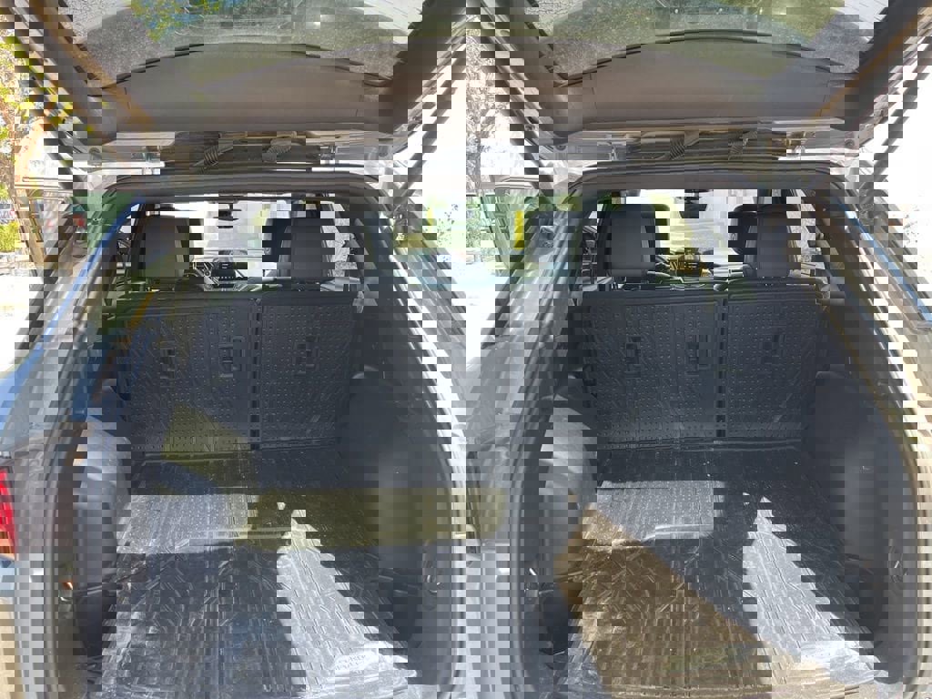 Certified 2023 Chevrolet Blazer RS w/ Driver Confidence II Package image 16