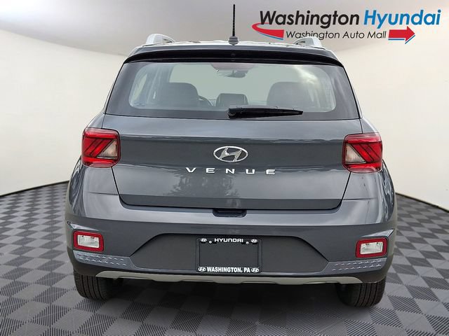 Certified 2026 Hyundai Venue SEL FWD image 5
