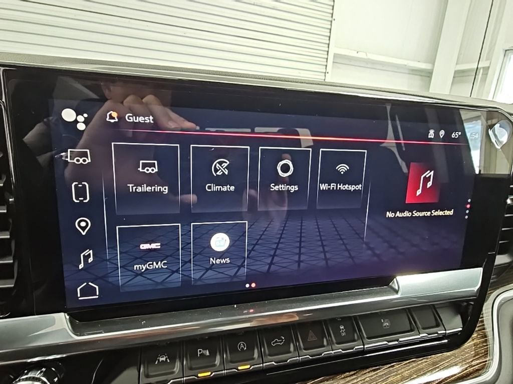 New 2026 GMC Sierra 1500 SLE w/ Preferred Package image 14