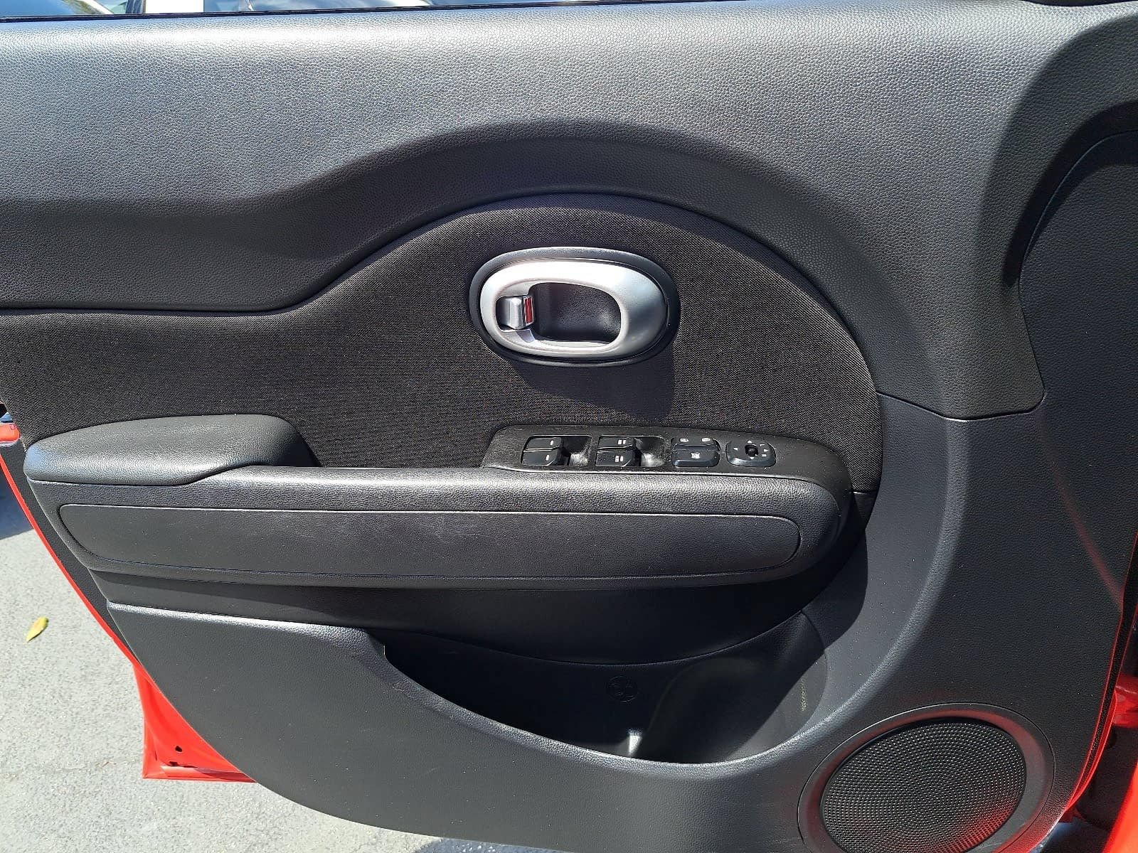 Used 2016 Kia Soul + w/ Designer's Package FWD image 25
