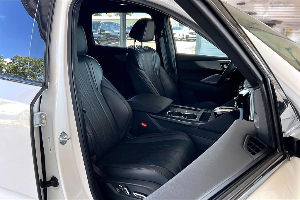 Used 2025 Acura MDX A-Spec AWD/4WD image 9