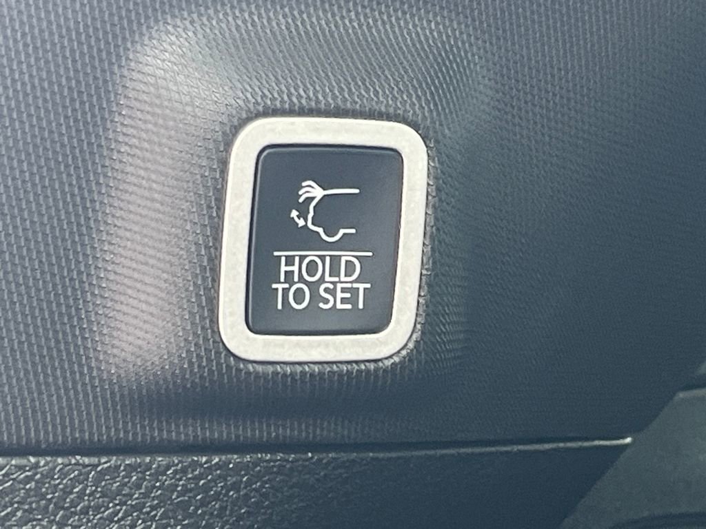 New 2025 Jeep Grand Cherokee 4WD image 26