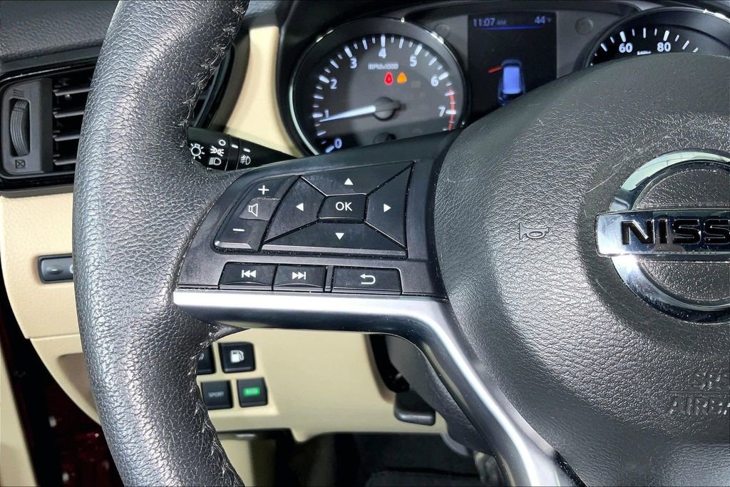 Used 2020 Nissan Rogue SL w/ Premium Package image 27