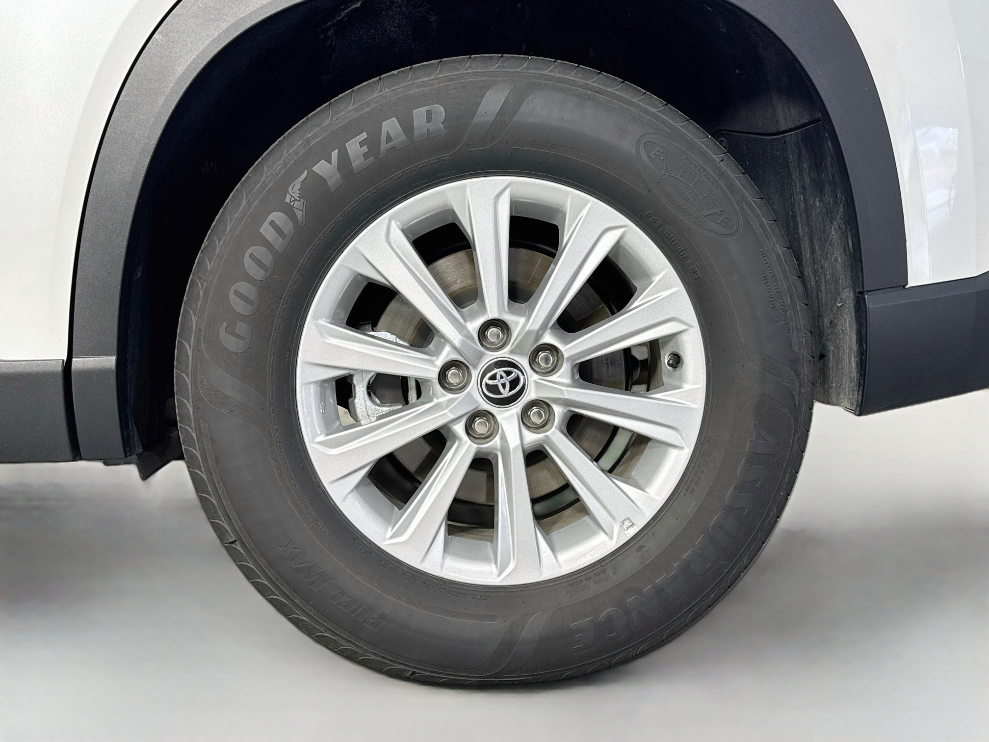 Certified 2025 Toyota Grand Highlander AWD image 33