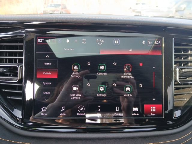 Certified 2022 Dodge Durango R/T w/ Hemi Orange Plus Package image 27