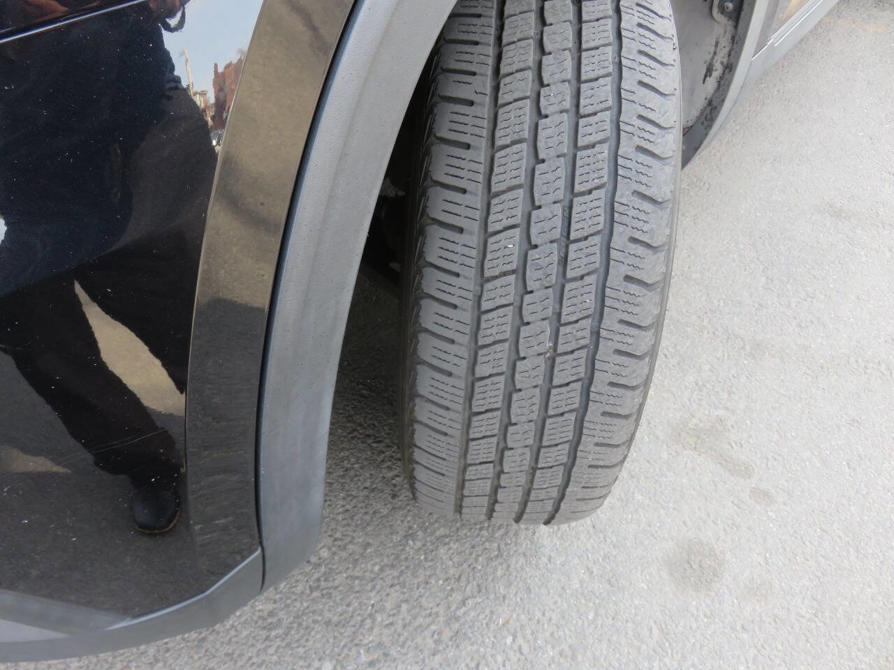 Used 2018 Volkswagen Atlas SE image 32