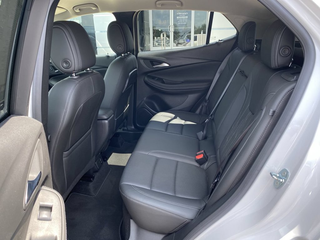 Used 2024 Buick Encore GX Avenir w/ Avenir Technology Package FWD image 28