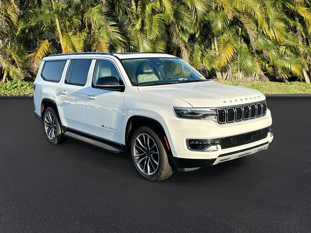 Used 2024 Jeep Wagoneer L Series II w/ Convenience Group I image 4