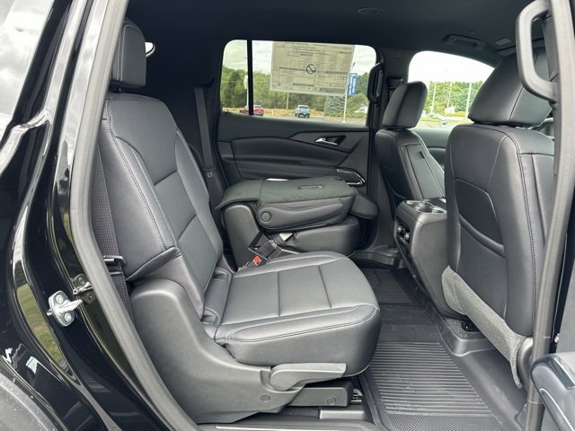 New 2026 Chevrolet Traverse LT w/ LPO, Floor Liner Package image 22