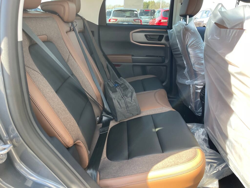 New 2025 Ford Bronco Sport Outer Banks w/ Outer Banks Tech Package+ image 14