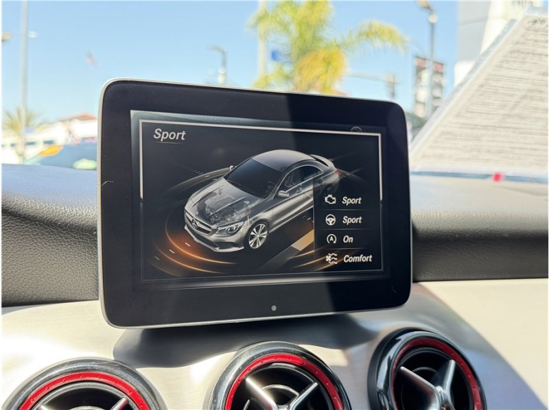 Used 2017 Mercedes-Benz CLA 250 4MATIC image 48