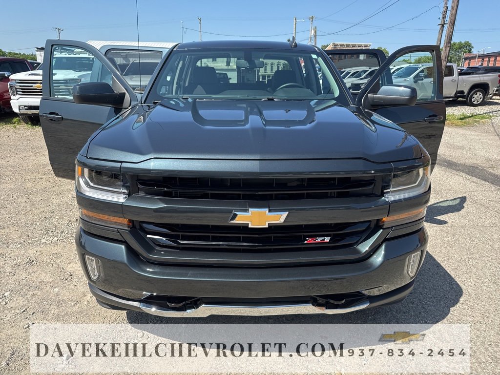 Used 2018 Chevrolet Silverado 1500 LT w/ All Star Edition image 27