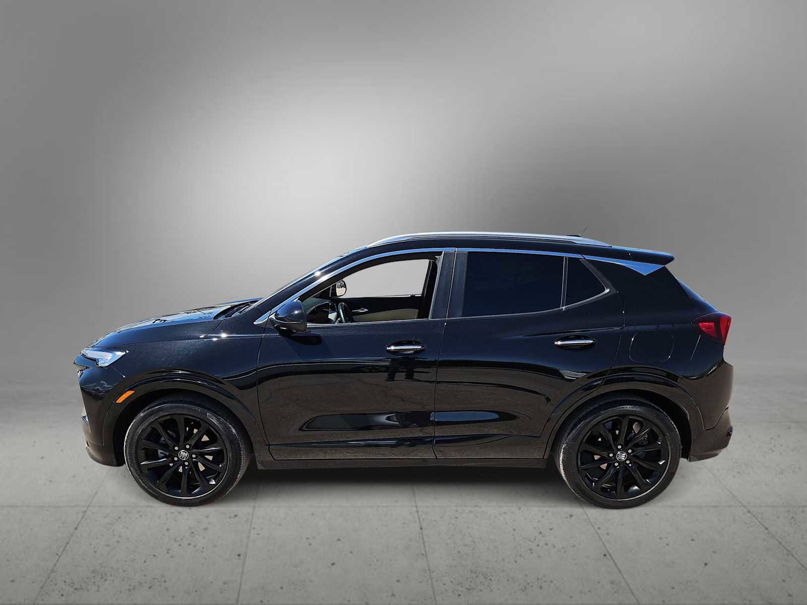 Used 2024 Buick Encore GX Sport Touring w/ Experience Buick Package FWD image 5