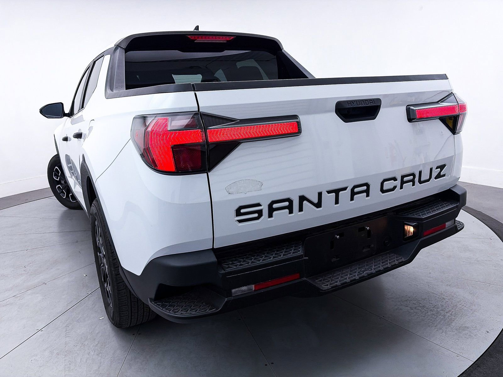 Used 2022 Hyundai Santa Cruz SEL image 4