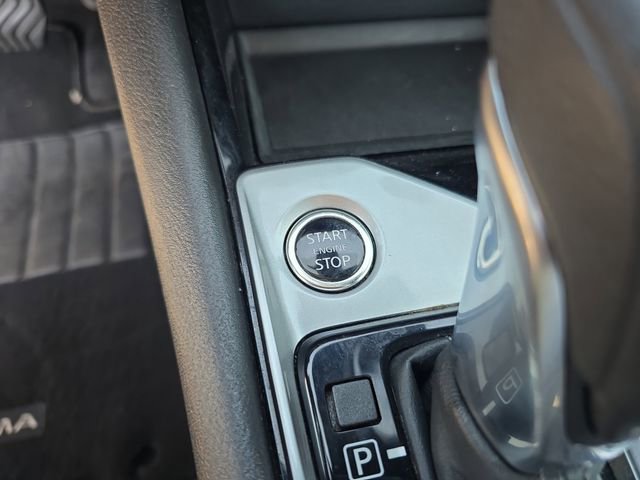 Used 2024 Nissan Altima 2.5 SV image 24