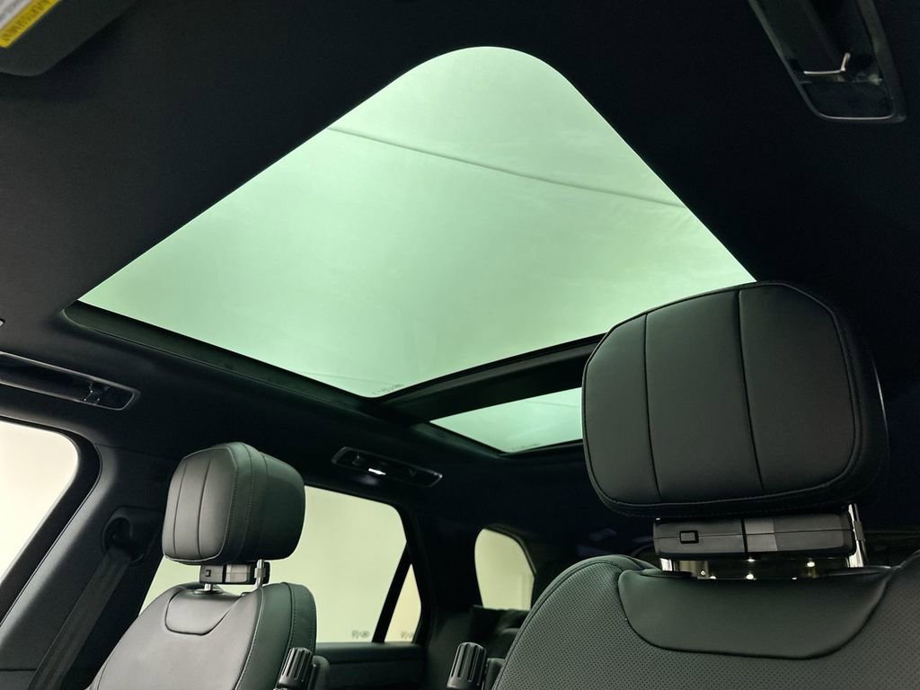 New 2026 Land Rover Range Rover Sport Dynamic SE AWD/4WD image 19