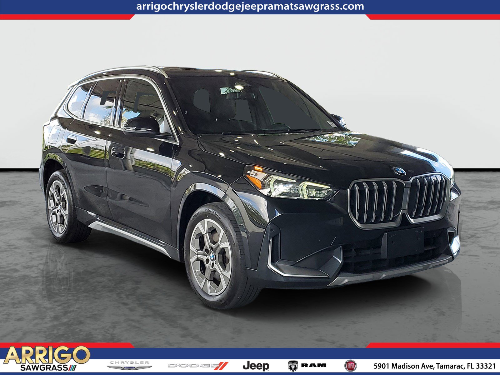 Used 2025 BMW X1 xDrive28i AWD/4WD image 1