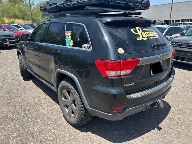 Used 2013 Jeep Grand Cherokee Trailhawk AWD/4WD image 2