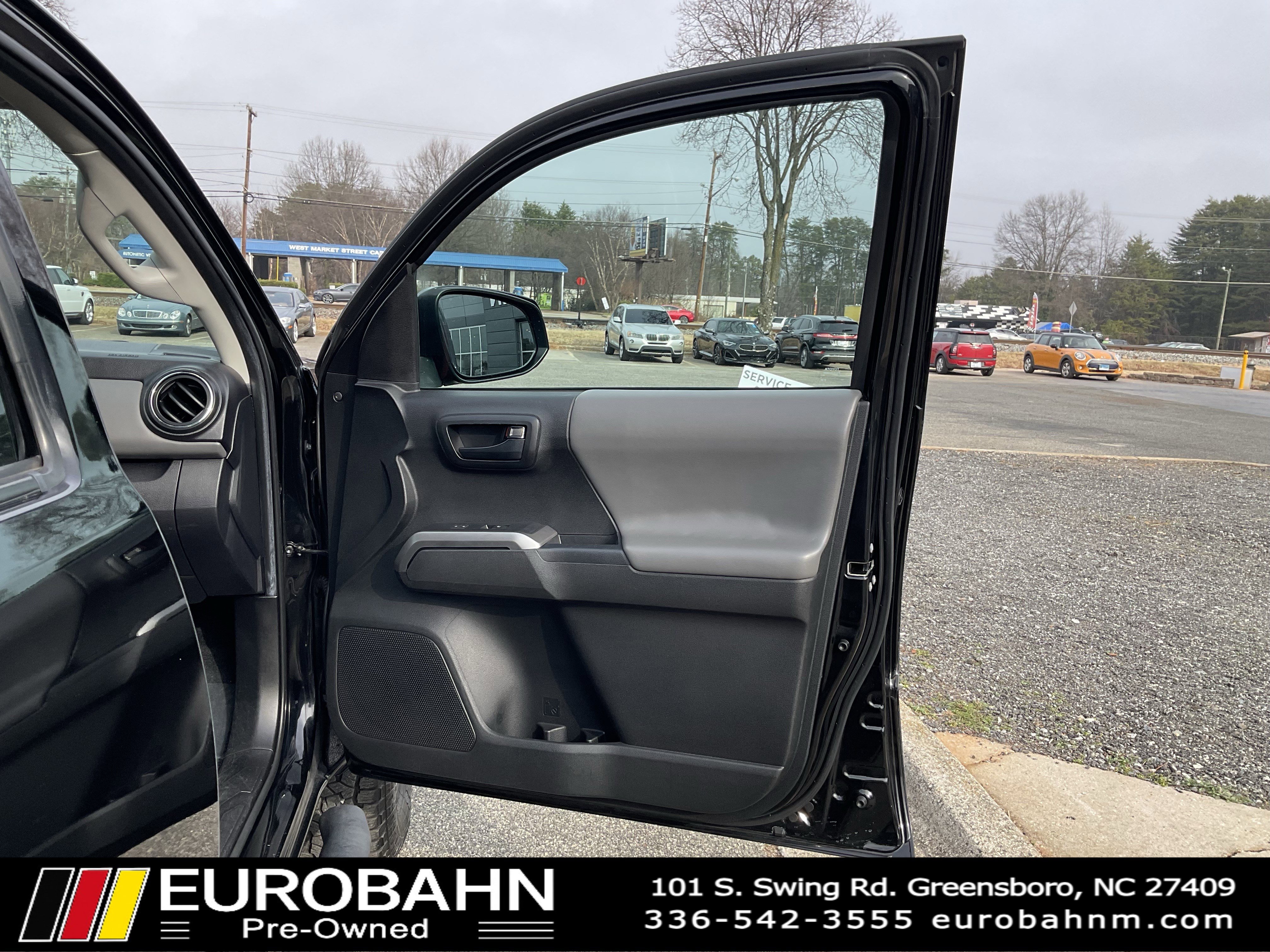 Used 2021 Toyota Tacoma SR5 image 22