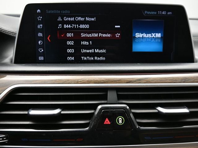 Used 2018 BMW 740i w/ Executive Package RWD image 26