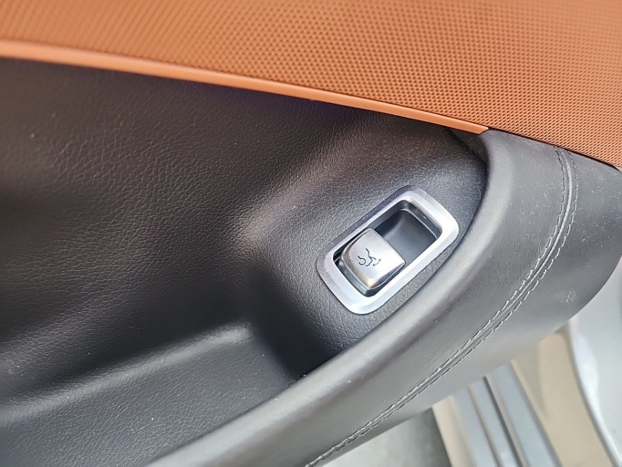 Used 2015 Mercedes-Benz S 550 4MATIC Coupe image 36