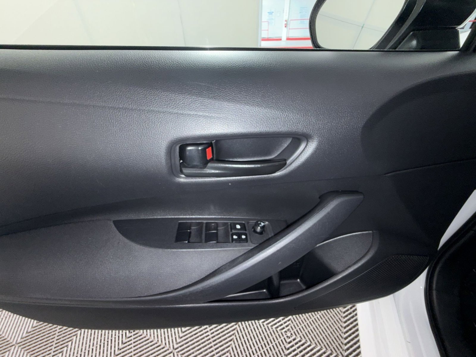 Used 2023 Toyota Corolla LE FWD image 15
