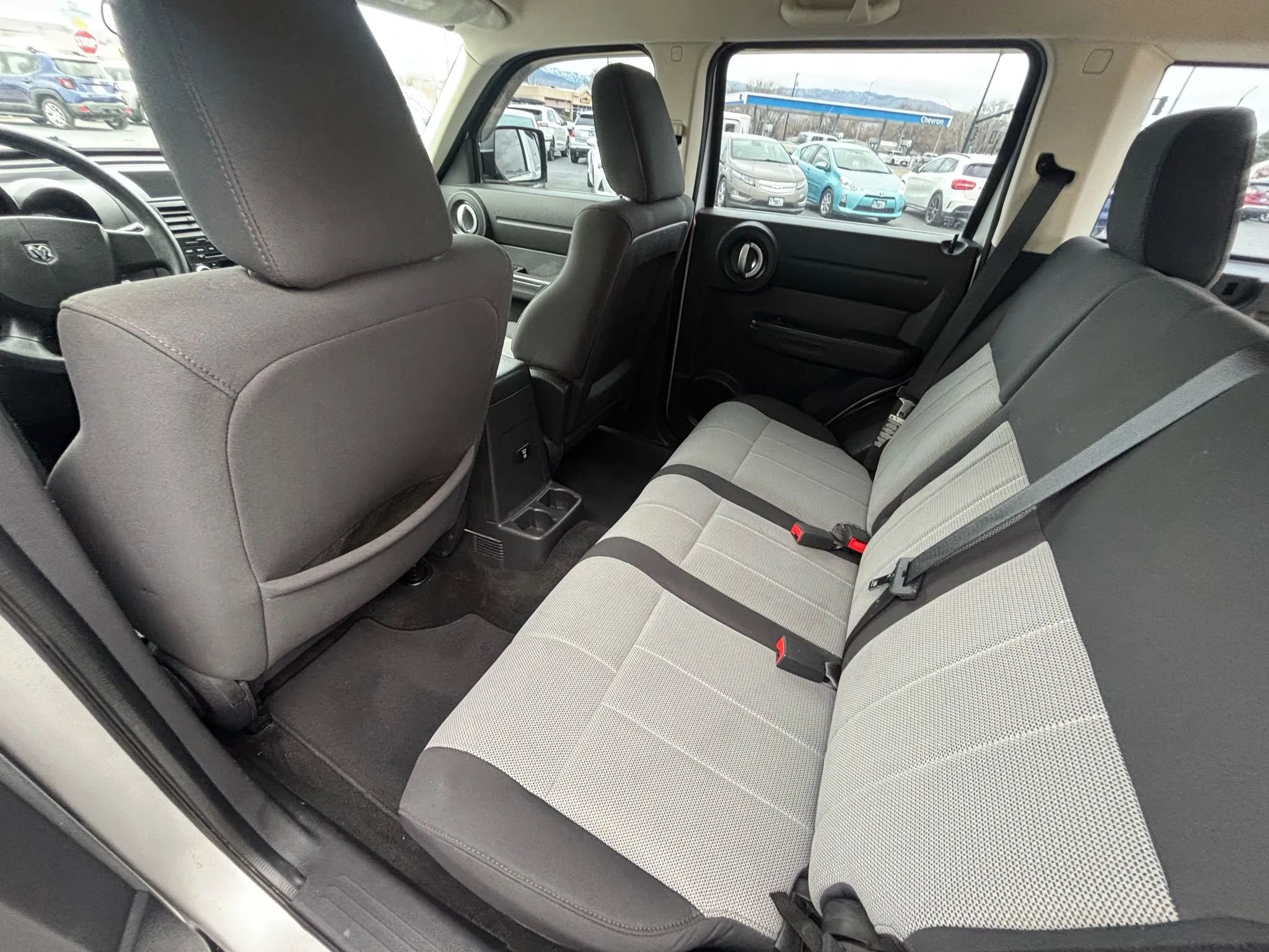 Used 2007 Dodge Nitro SXT image 16