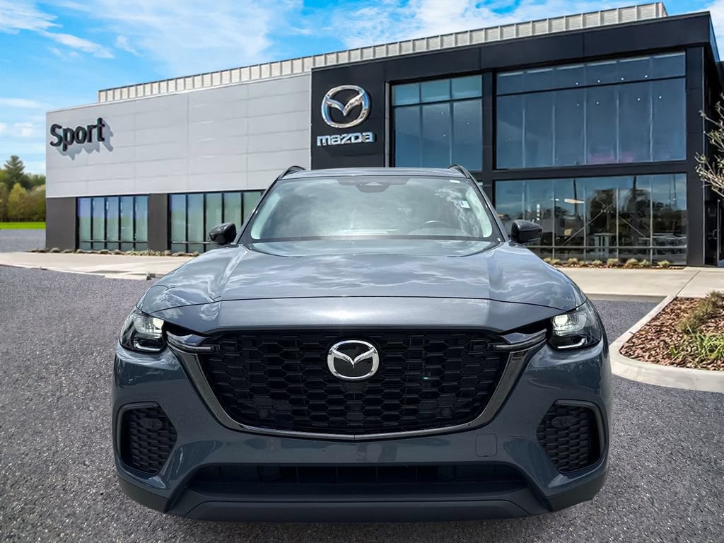 Certified 2025 MAZDA CX-70 3.3 Turbo w/ Preferred Package AWD/4WD image 11