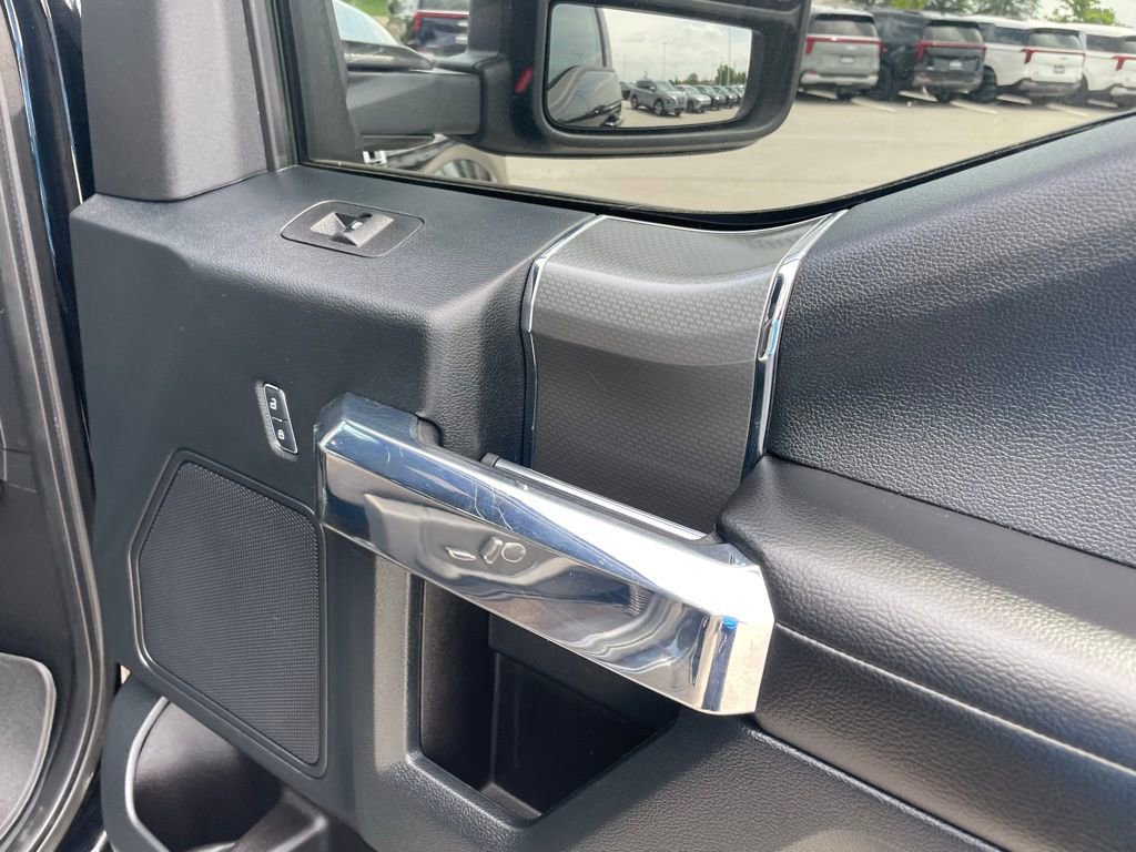 Used 2017 Ford F150 XLT w/ Equipment Group 302A Luxury image 31