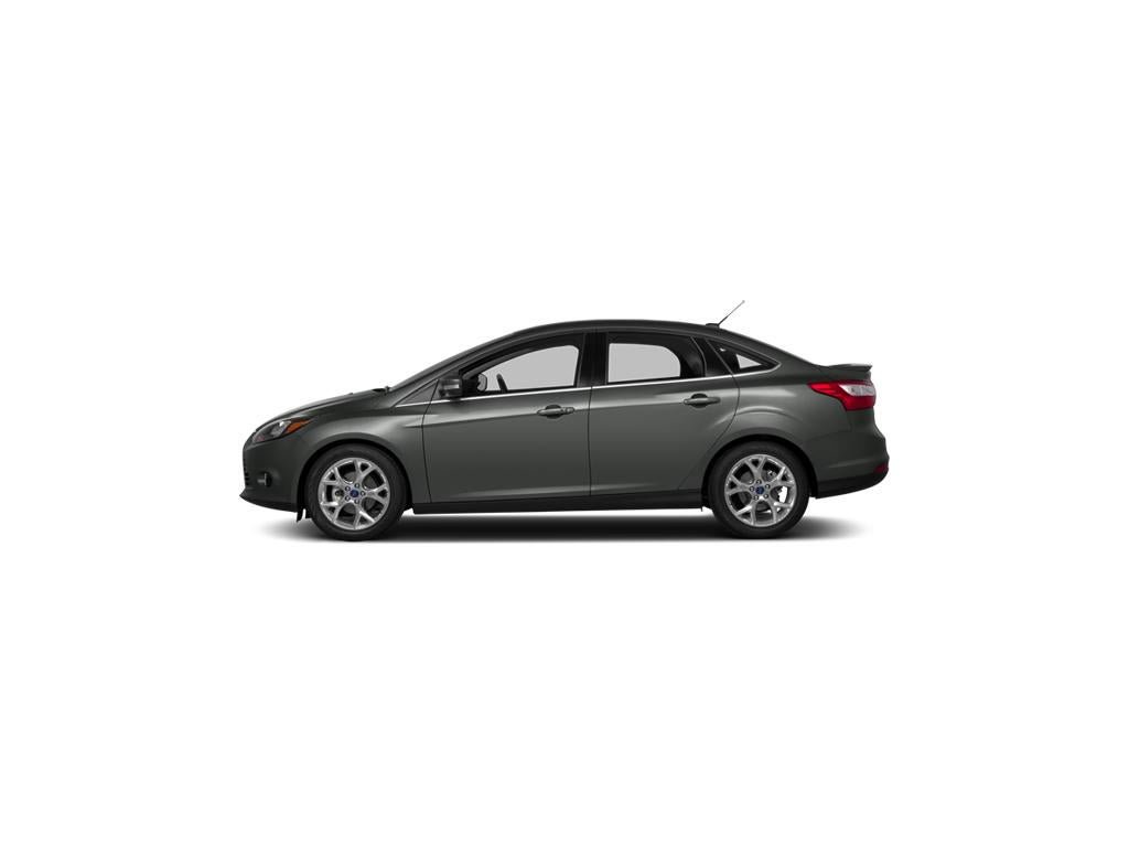 Used 2014 Ford Focus SE w/ SE Winter Package FWD image 3
