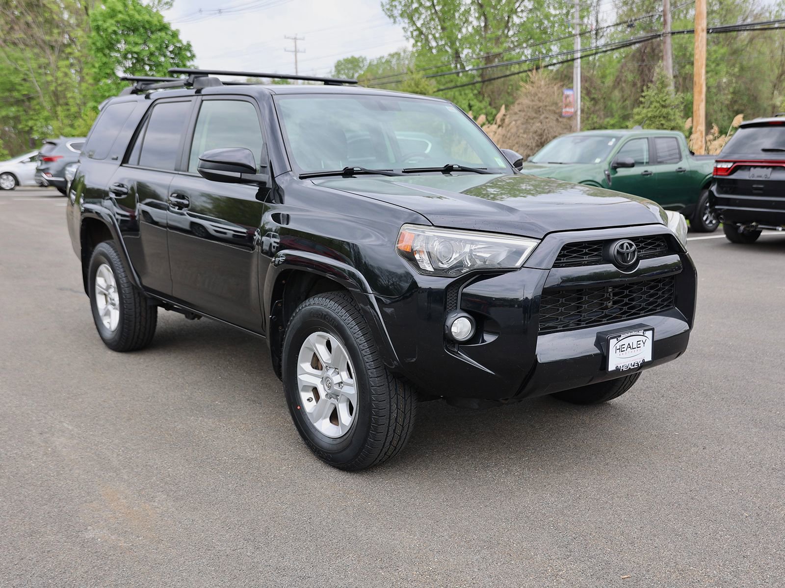 Used 2016 Toyota 4Runner SR5 AWD/4WD image 1