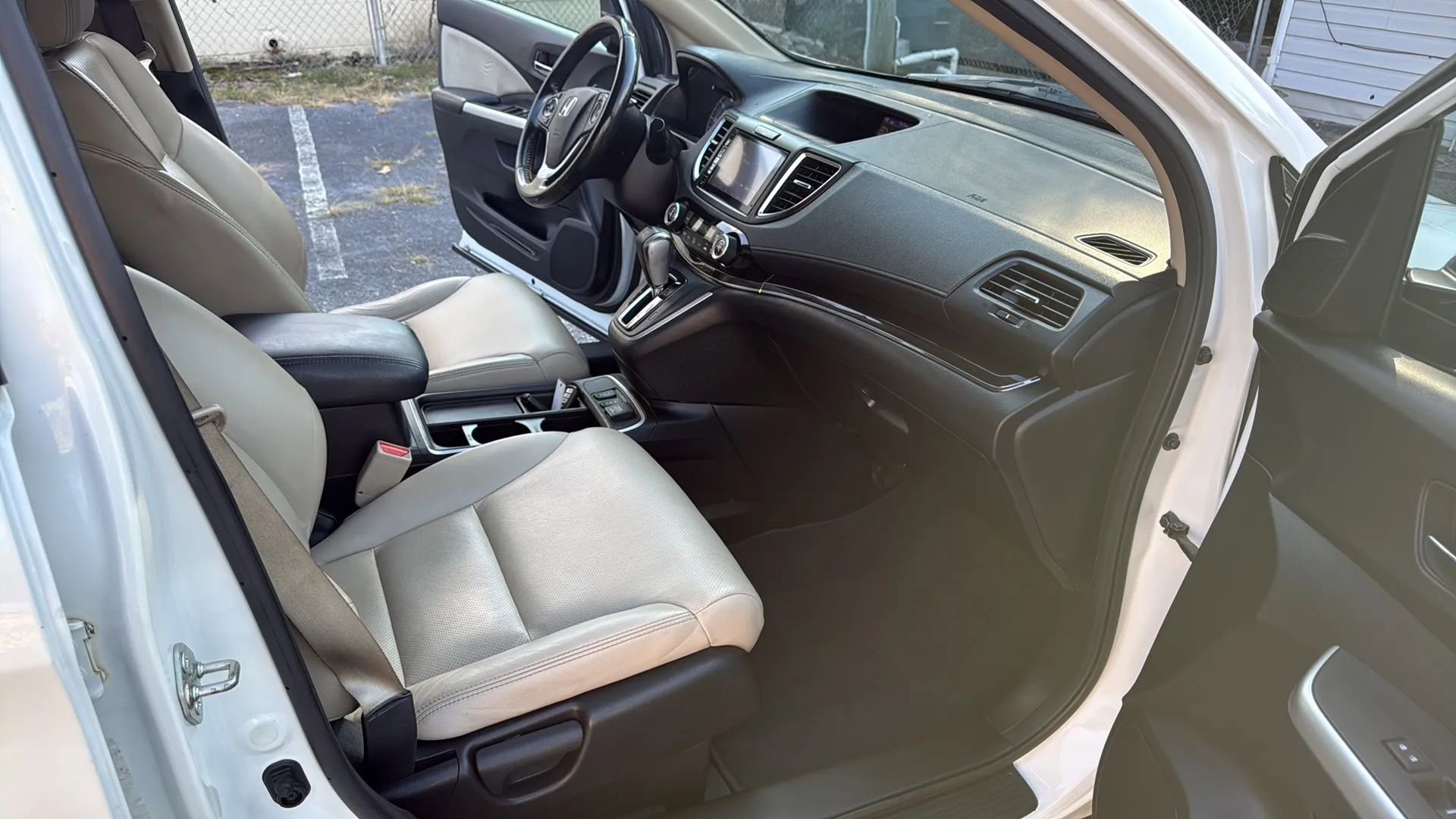 Used 2016 Honda CR-V EX-L image 27