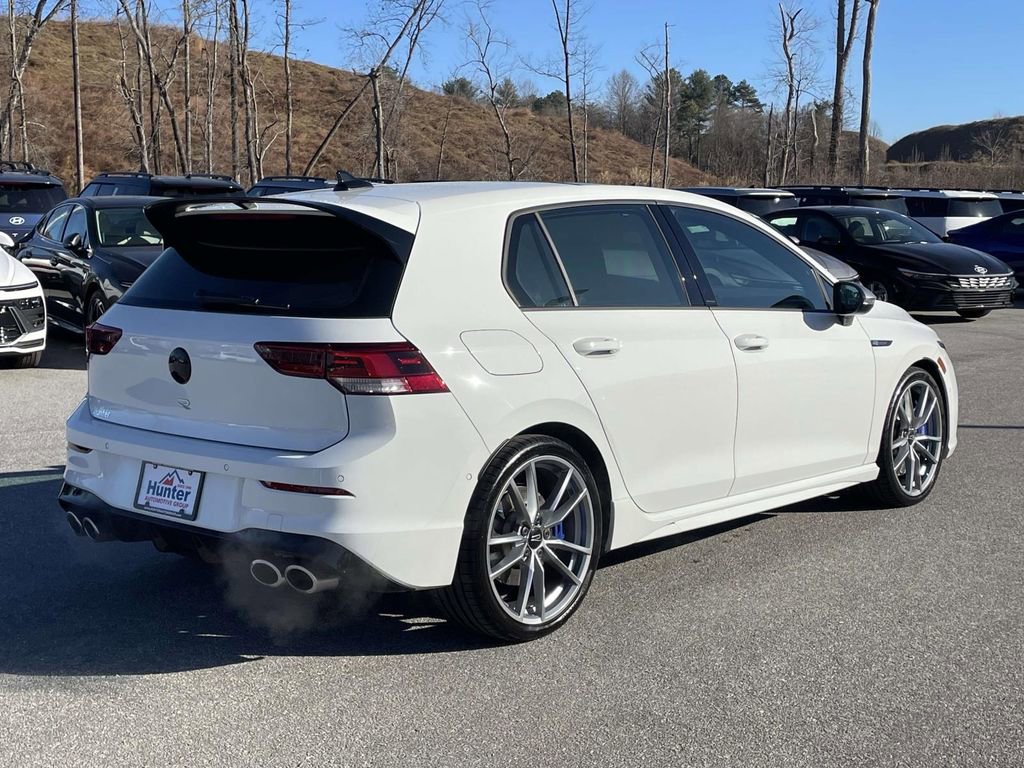 Used 2024 Volkswagen Golf R image 28