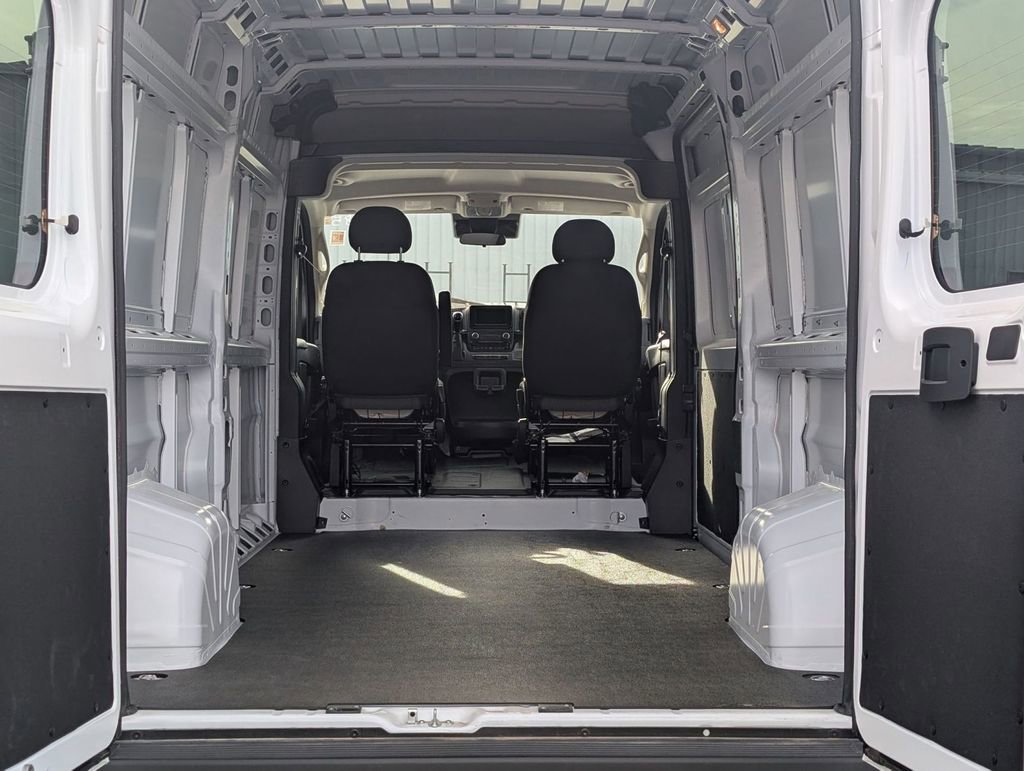 Used 2024 RAM ProMaster 2500 FWD image 14