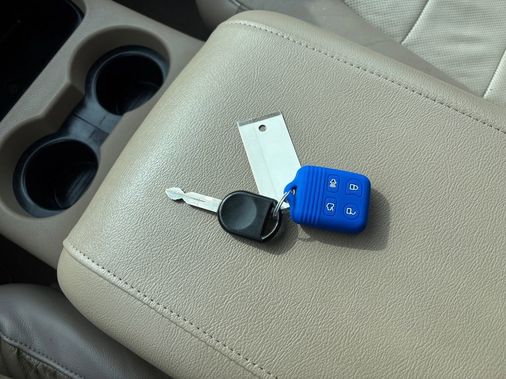 Used 2006 Ford Expedition Eddie Bauer image 33