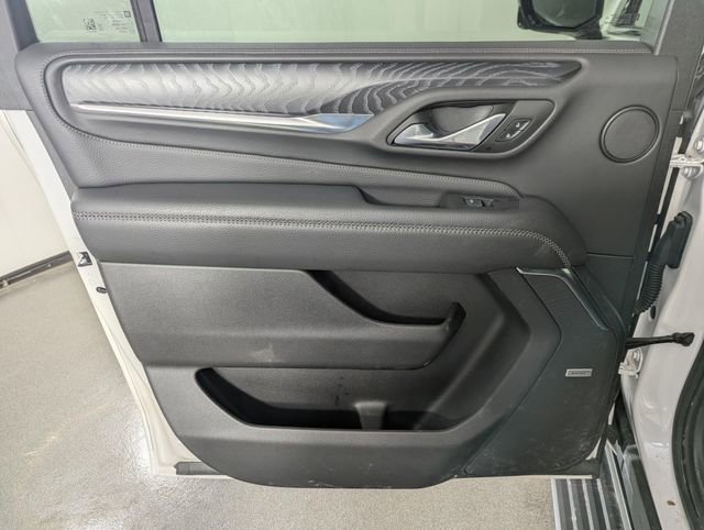 Used 2023 GMC Yukon XL Denali w/ Max Trailering Package image 15